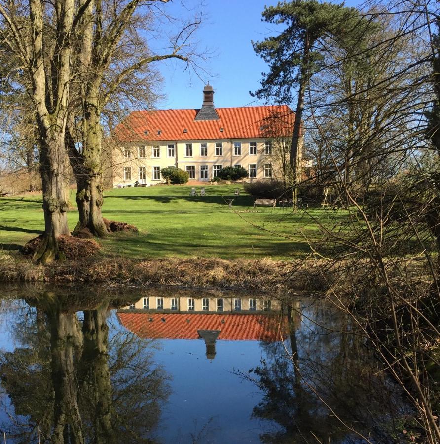 클뤼츠 Landgut Oberhof 아파트 외부 사진